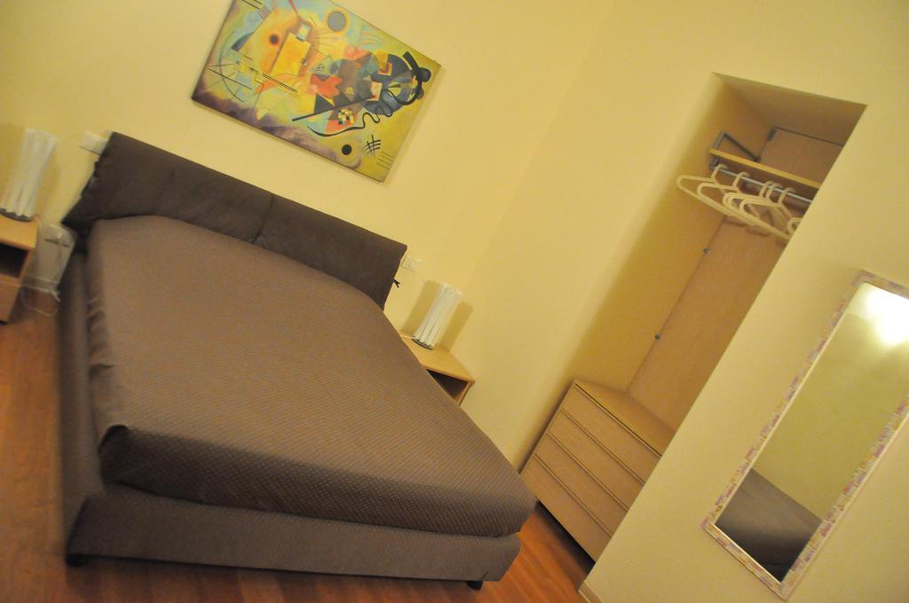 B&B Al Canto Del Cavour Pistoia Extérieur photo
